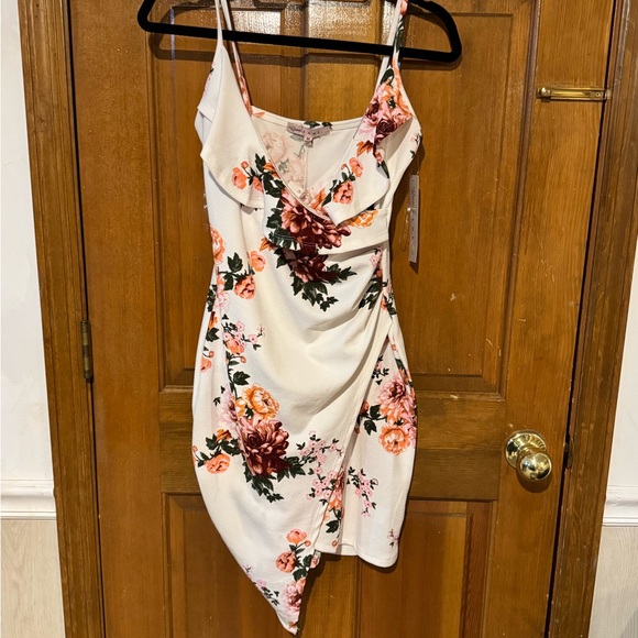 Crave Fame Juniors Floral Asymmetrical Dress - Picture 1 of 5